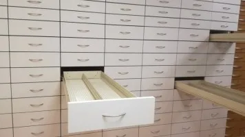 Meble apteczne szuflady głębokiego składowania sprzedam używane
